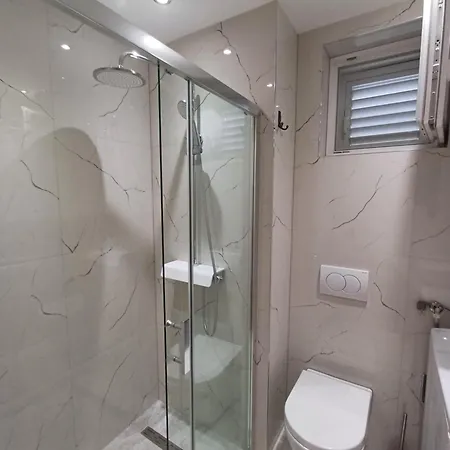 Apartment Jure Miljak Podstrana