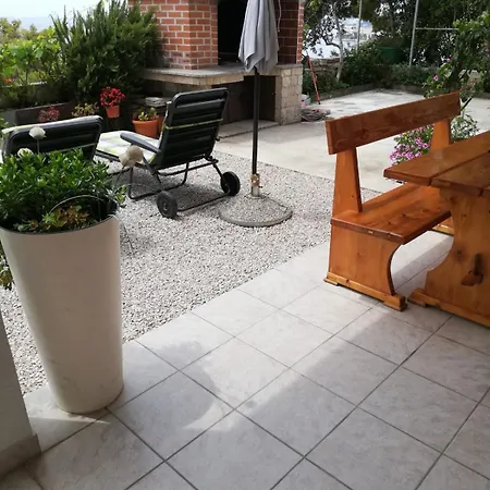 Apartment Jure Miljak Podstrana