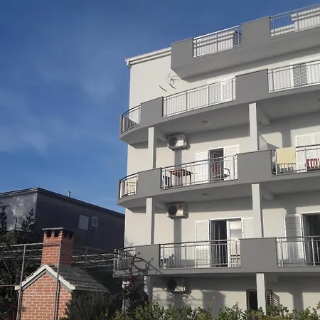 Jure Miljak Apartment